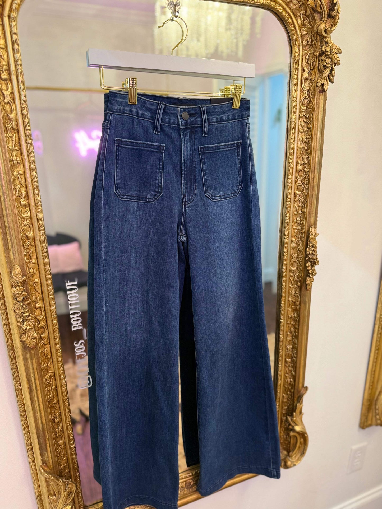 Driftcut Mini Patch Pocket Wide Leg Jeans