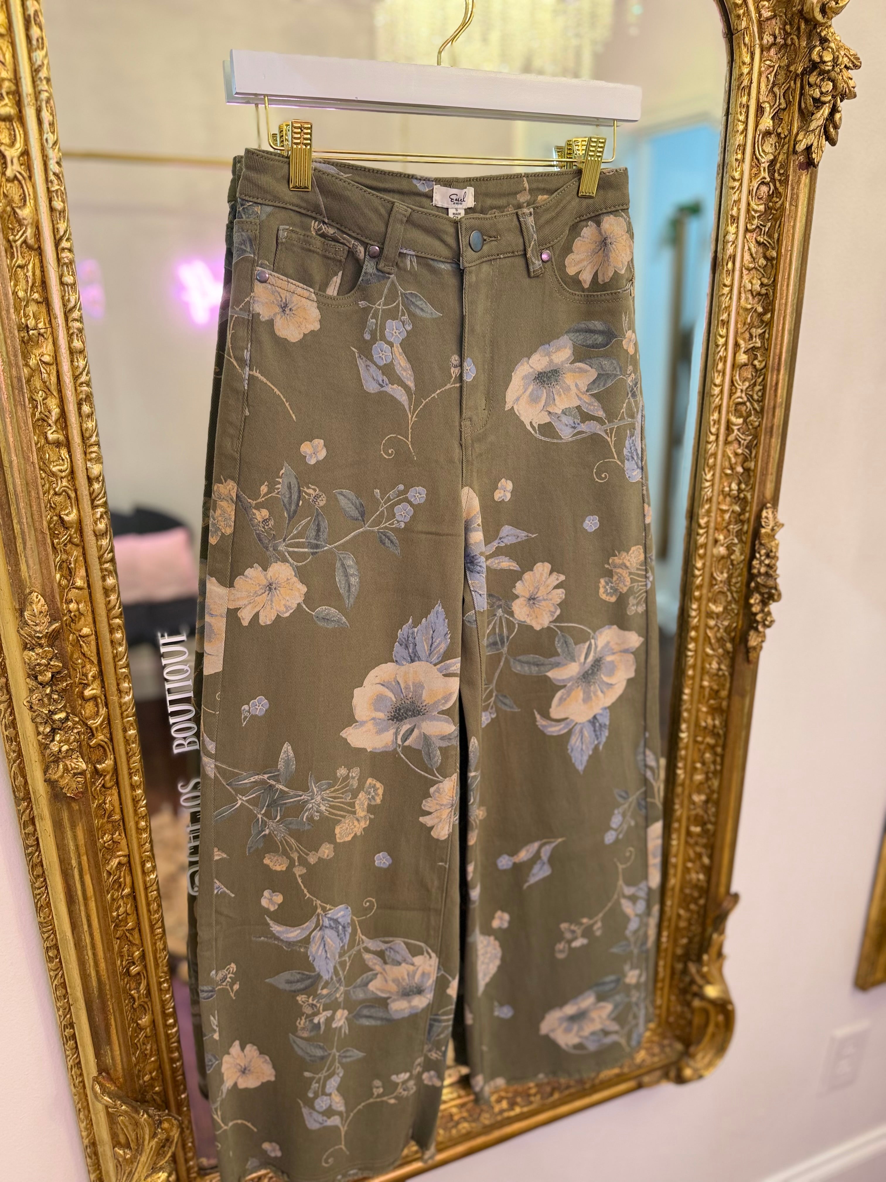 Lindee Floral Soft Stretch Twill Pants | PLUS SIZE AVAILABLE