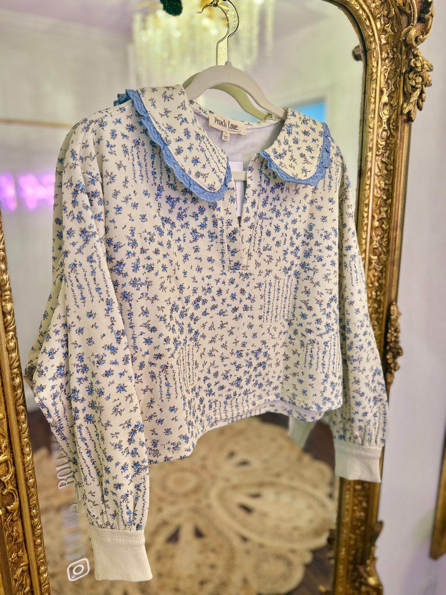Ivy Floral Ruffle Collared Sweatshirt