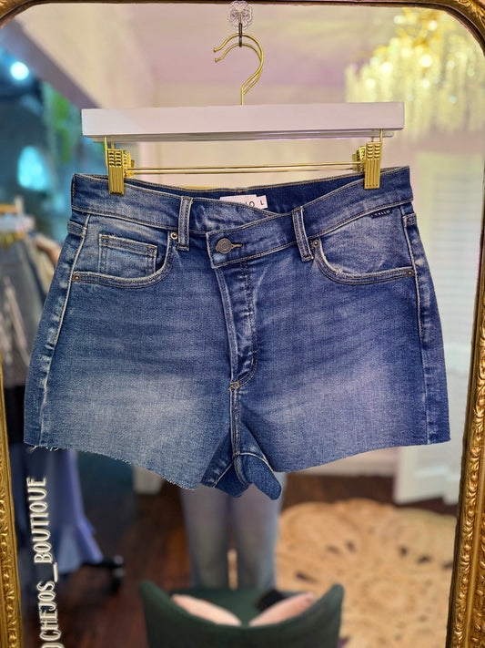 Gina High Rise Mom Short
