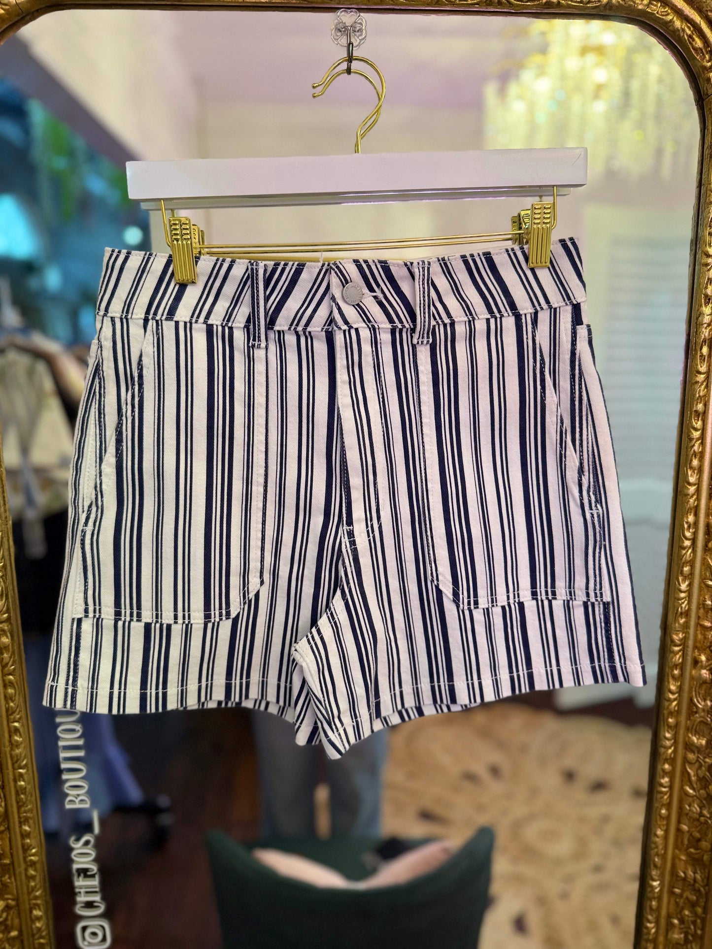 HR Utility Cargo Striped Shorts | JBD