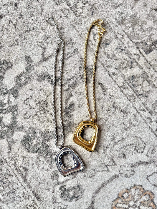 Chunky O Statement Necklace | Waterproof