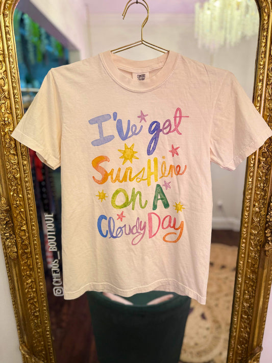 I've Got Sunshine Graphic Tee | PLUS SIZE AVAILABLE