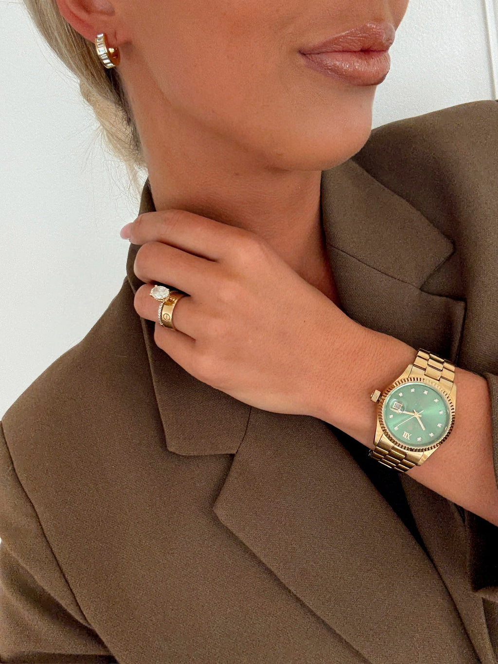 Ashley Huggie Earrings | Water Resistant - Chansutt Pearls