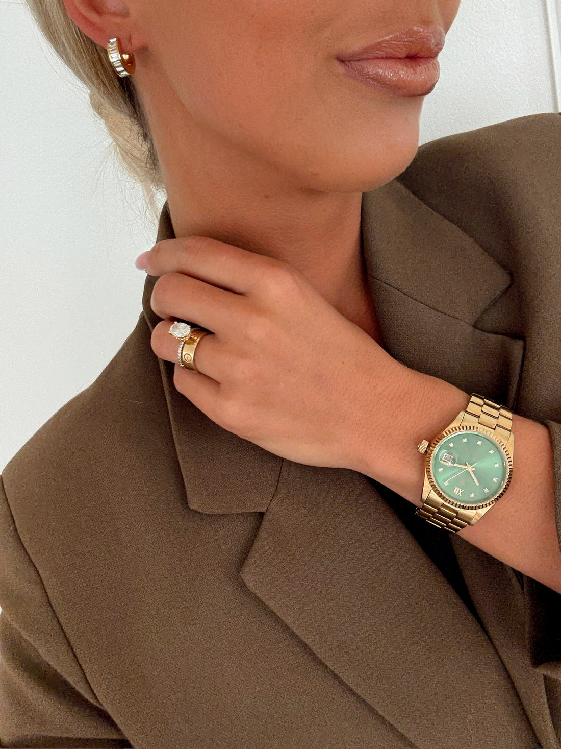 Ashley Huggie Earrings | Water Resistant - Chansutt Pearls