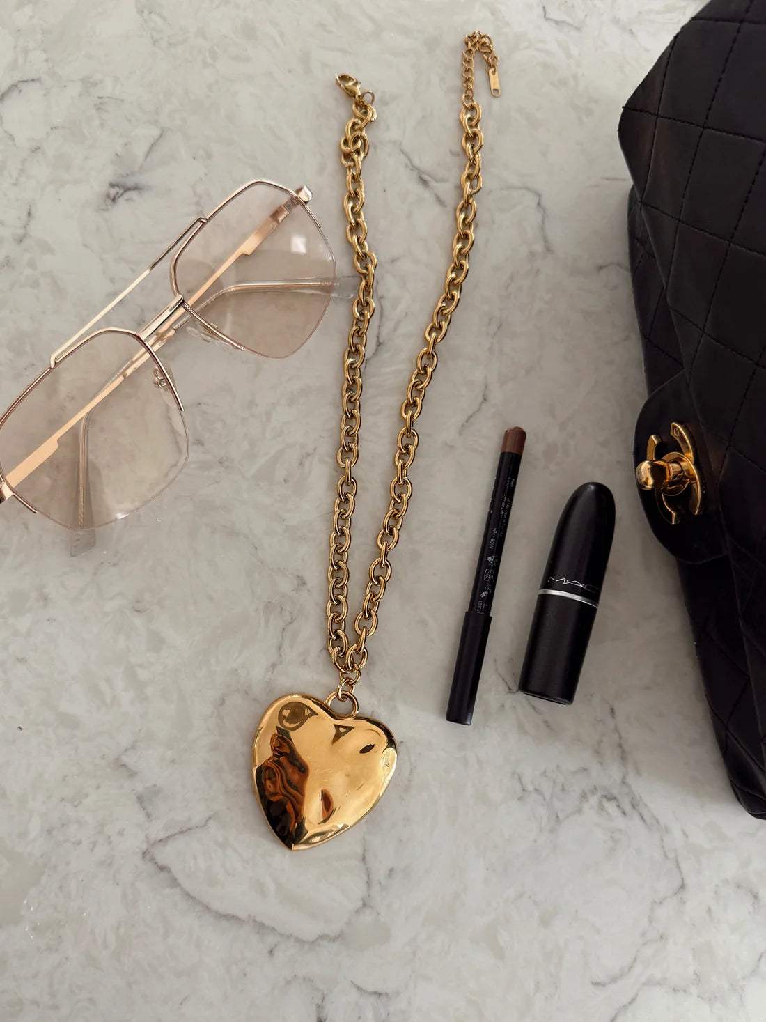 Lola Chunky Heart Necklace | Water Resistant - Chansutt Pearls