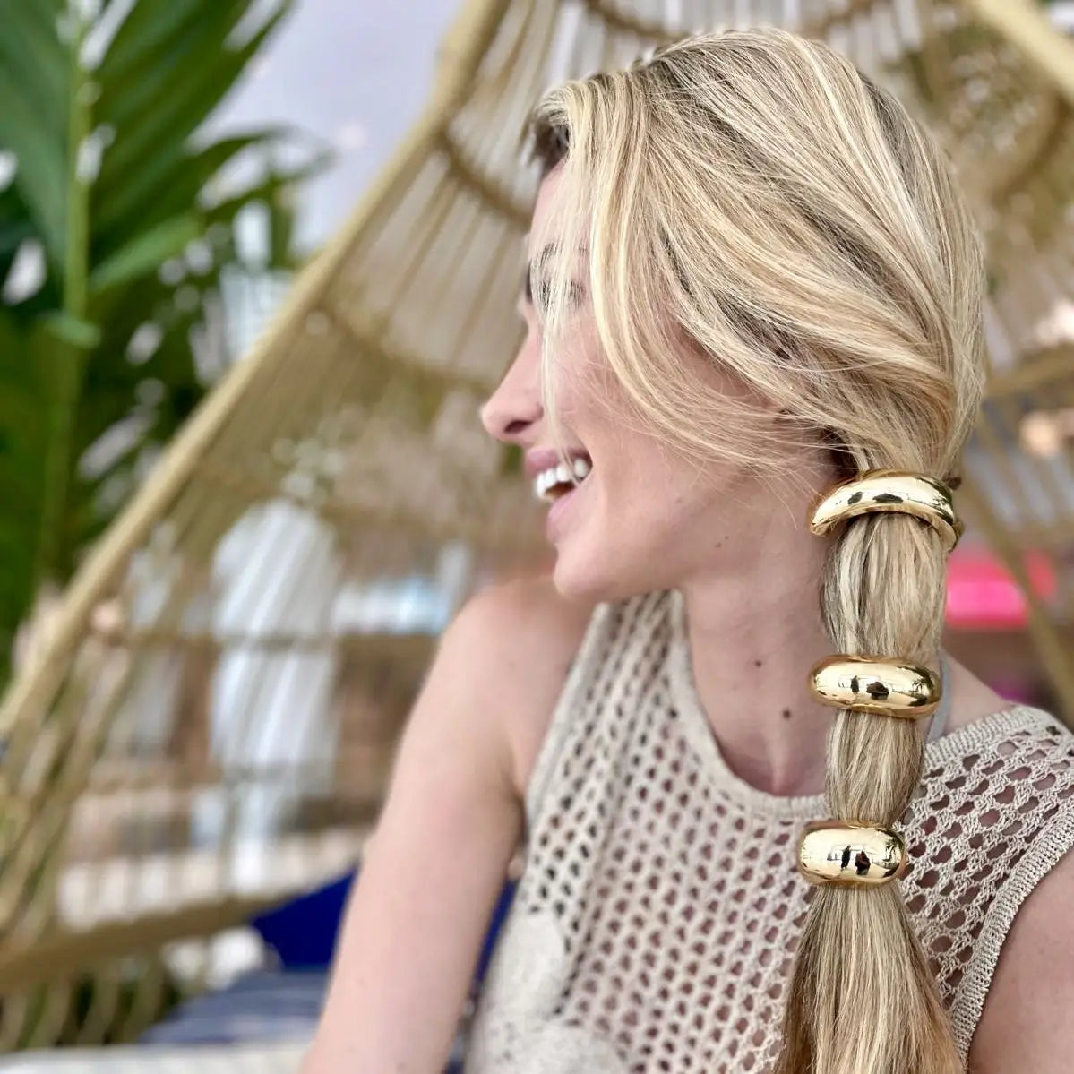 Bailee Moon Pony Holder