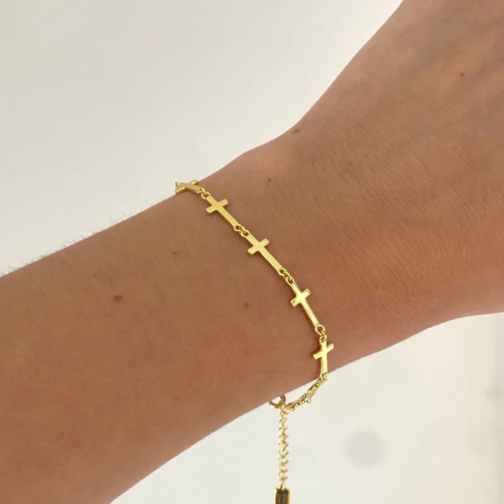 Cross Link Bracelet | Allison Avery