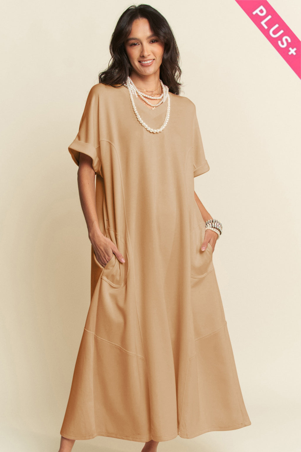 PLUS SIZE | Samira Scuba Short Sleeve Midi Dress