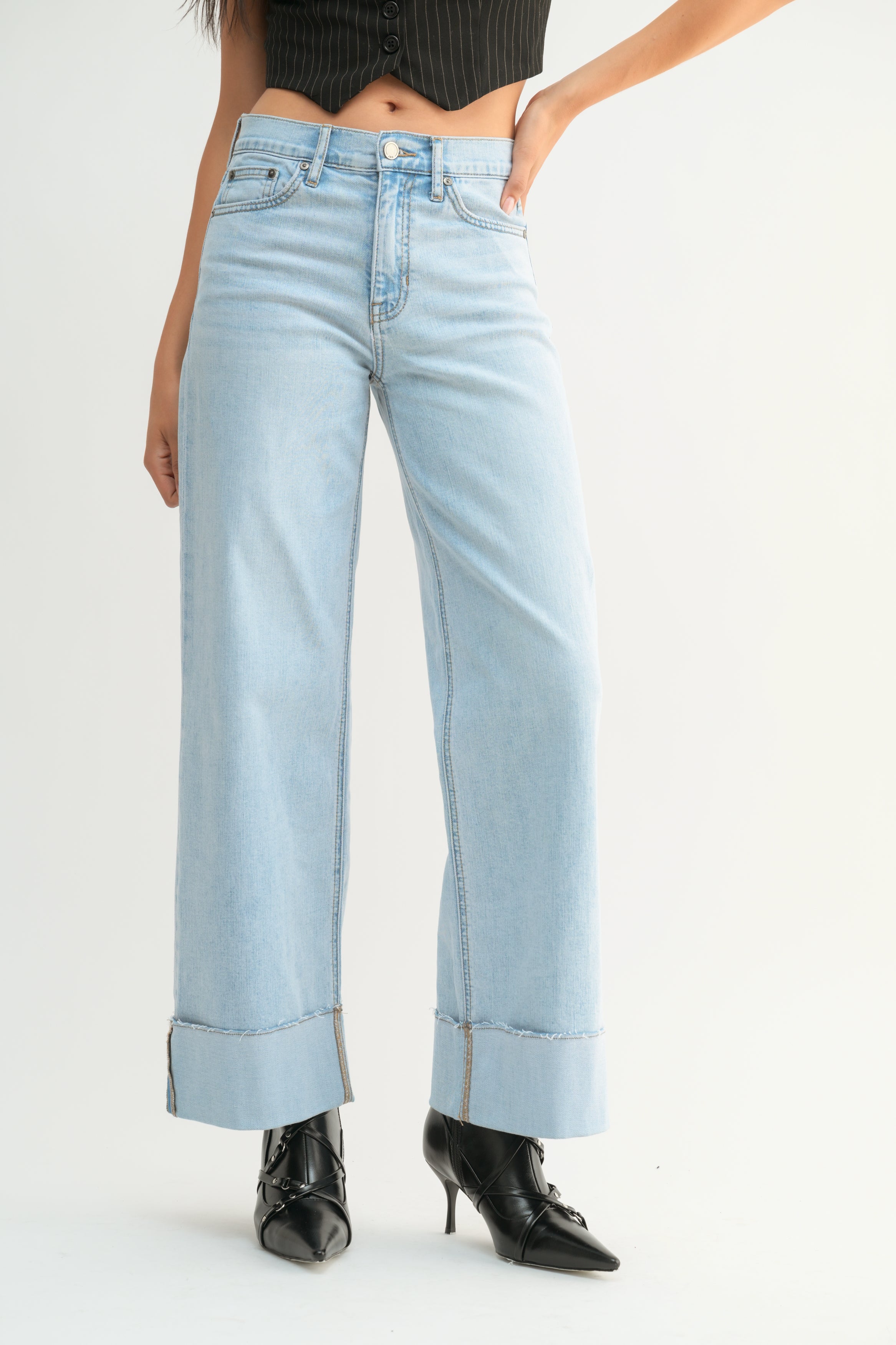 Luna Cuffed Wide Ankle Jeans